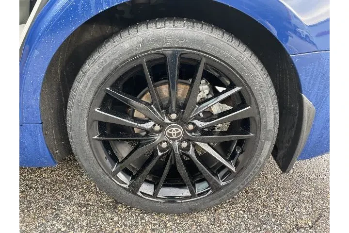 $29390 : Toyota Camry 2023 XSE V6 4dr image 9