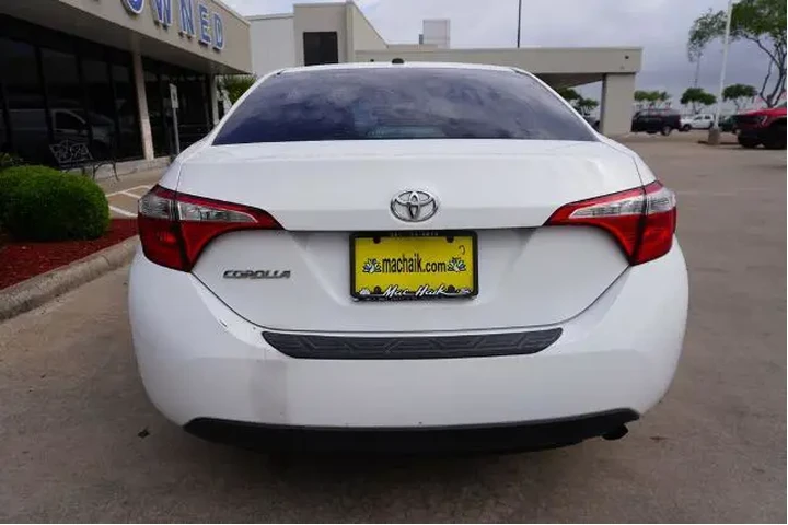 $13988 : Toyota Corolla 2016 S 4dr Se image 5