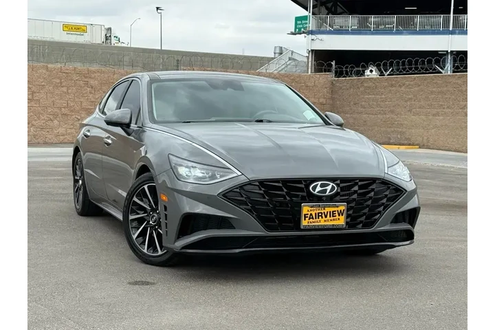 $20189 : Hyundai SONATA 2021 Limited image 2