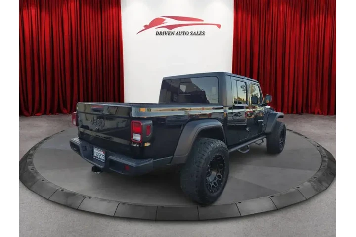 $28999 : 2020 Gladiator image 6