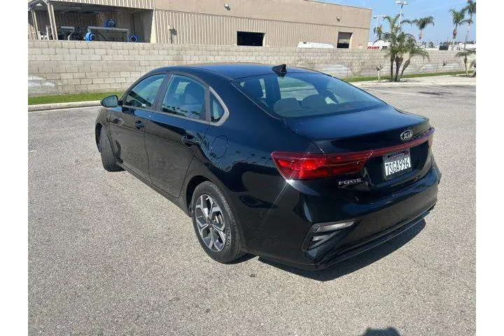$11995 : Kia Forte 2019 image 3