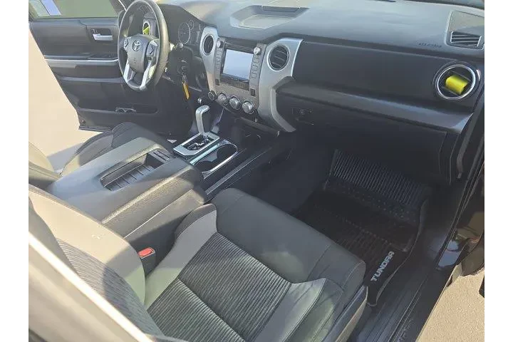 $36995 : Toyota Tundra 2017 4x4 SR5 4 image 10