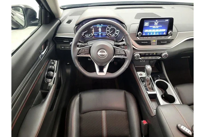 $25998 : Nissan Altima 2023 2.5 SR 4d image 10