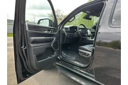 $46997 : 2024 Wagoneer L thumbnail