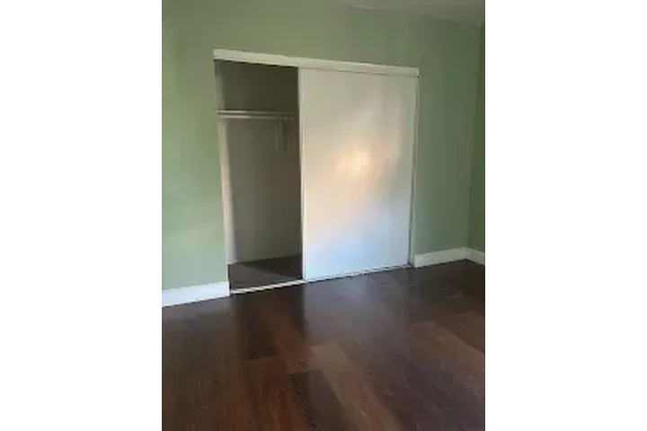 $900 : RENTA DE CUARTO image 2