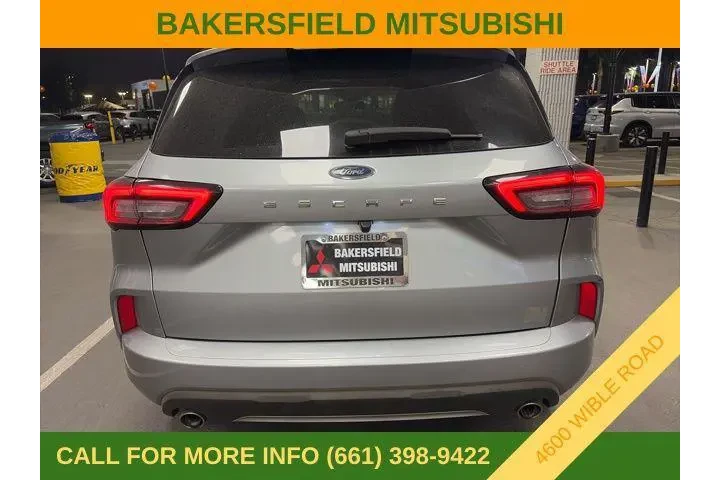 $21395 : Ford Escape 2023 ST-Line 4dr image 4