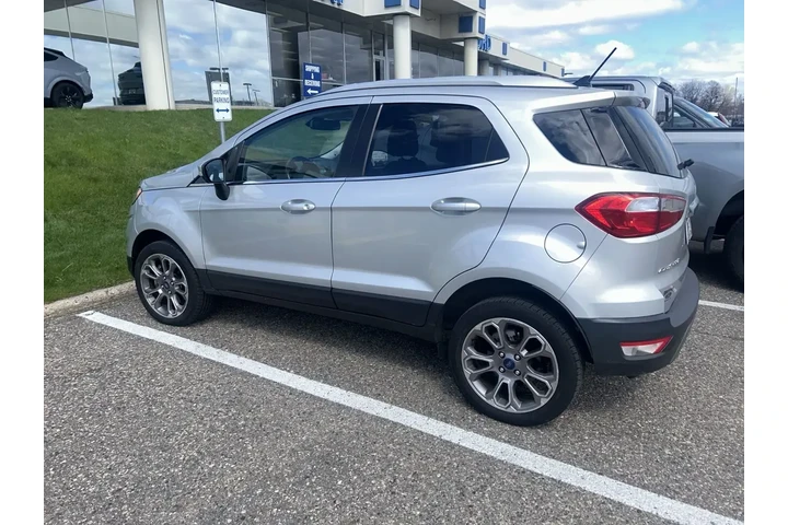 $13779 : Ford EcoSport 2018 AWD Titan image 2