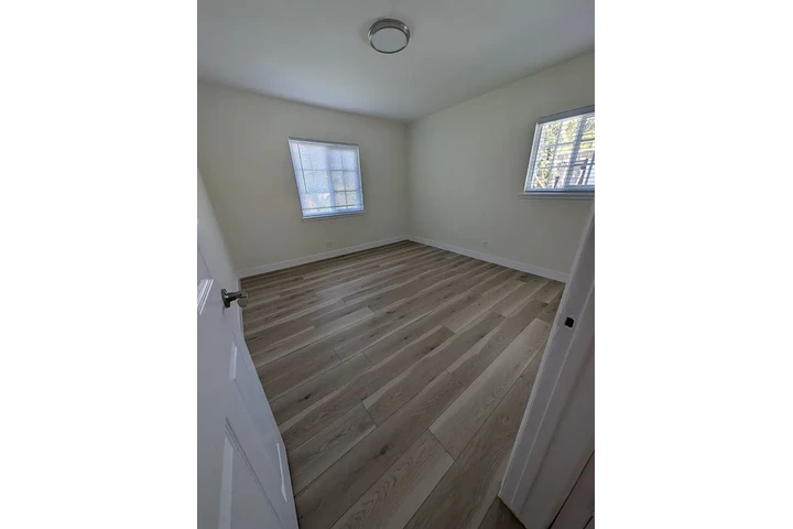 $1500 : Santa Ana - Home Available image 7