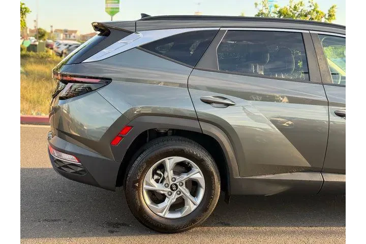 $24555 : Hyundai TUCSON 2023 SEL 4dr image 8