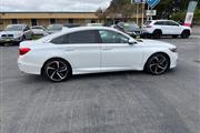 $21999 : 2018 Accord Sport thumbnail