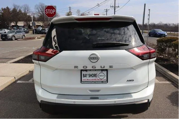 $23554 : Nissan Rogue 2025 AWD SV 4dr image 7