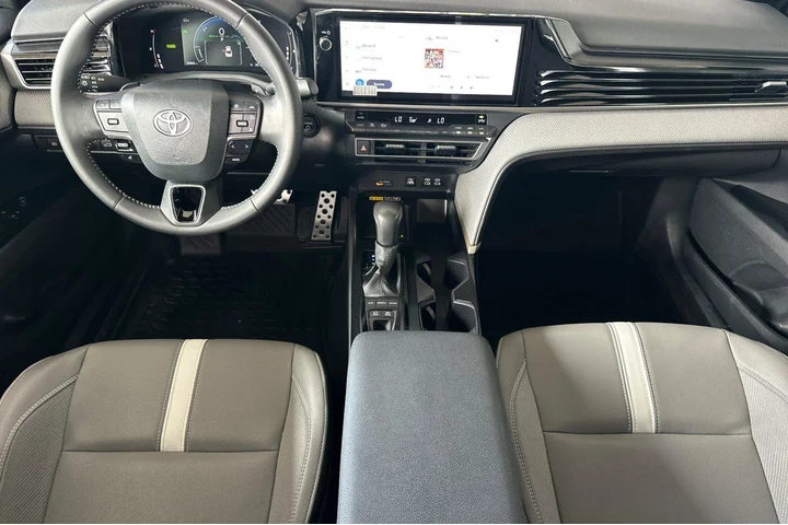 $29500 : Toyota Camry 2025 SE 4dr Sed image 6
