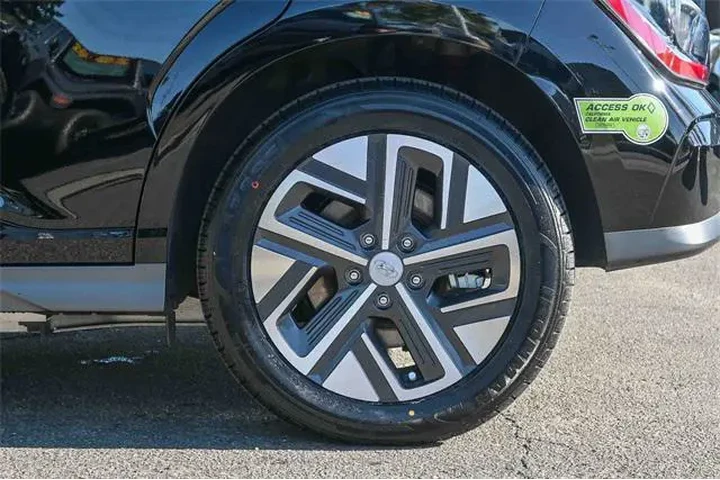 $18000 : Hyundai KONA Electric 2023 S image 10