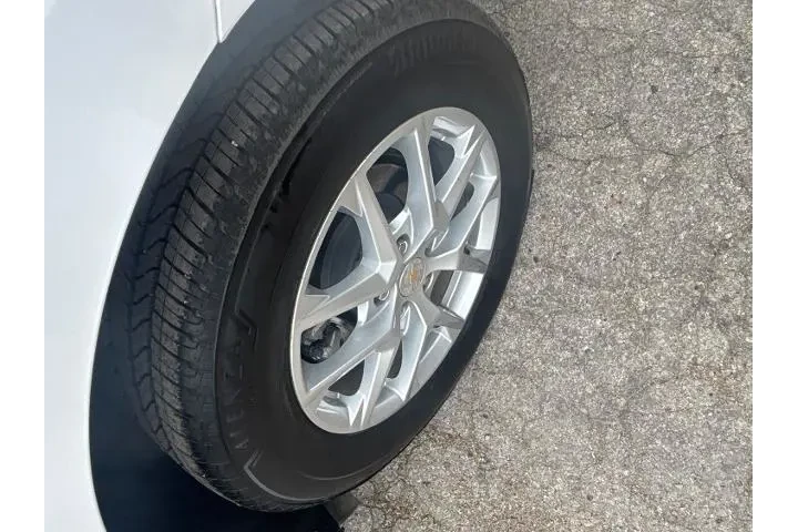 $23995 : Chevrolet Equinox 2024 4x4 L image 5