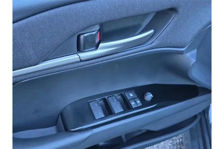 $25988 : Toyota Camry 2026 LE 4dr Sed image 10