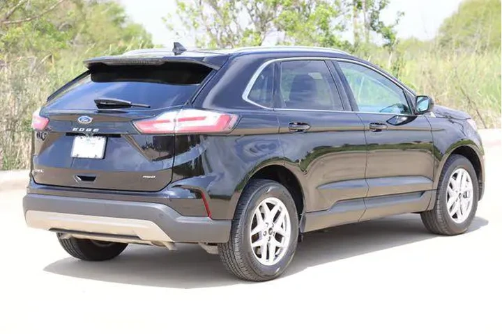 $26758 : Ford Edge 2023 AWD ST-Line 4 image 8