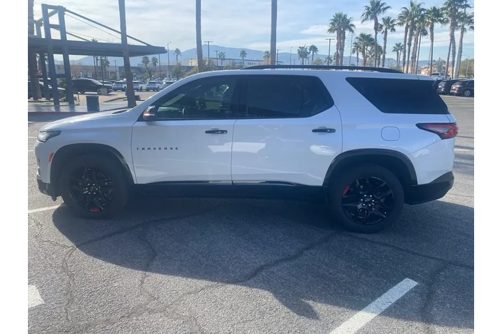 $33930 : Chevrolet Traverse 2023 Prem image 8