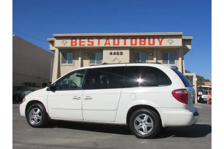 $6995 : 2005 Grand Caravan SXT image 5