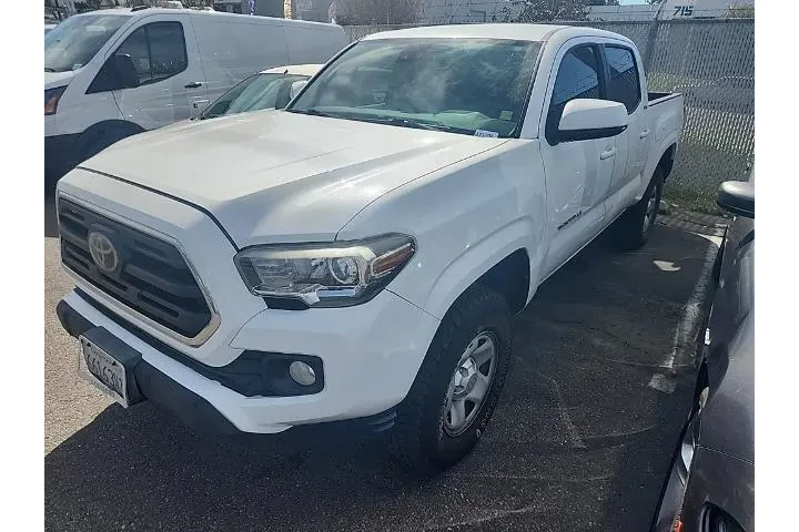 $25991 : Toyota Tacoma 2018 4x2 SR5 4 image 3