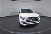 $33000 : PRE-OWNED 2021 TOYOTA TACOMA thumbnail