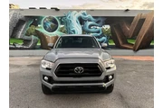 $24495 : 2020 Tacoma SR5 V6 thumbnail
