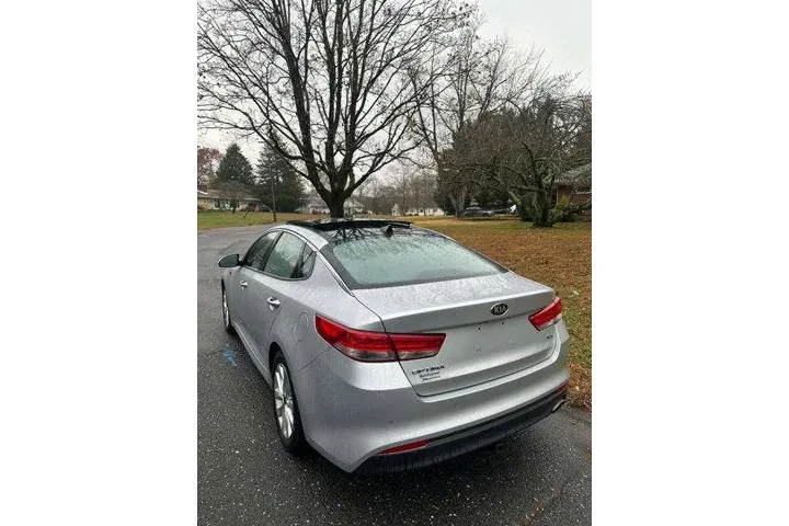 $6800 : Kia Optima 2017 EX 4dr Sedan image 6