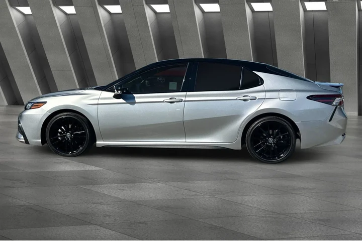 $37500 : Toyota Camry 2024 XSE V6 4dr image 7