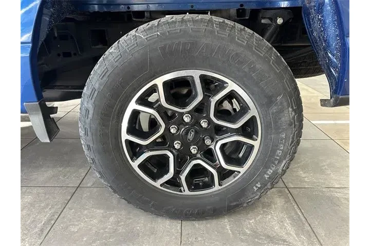 $36500 : Ford F-150 2023 4x4 XLT 4dr image 3