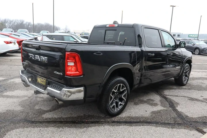 $42988 : 2025 1500 Laramie 4x4 Crew Ca image 4