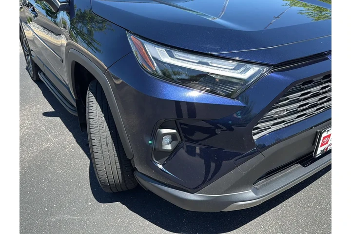 $38699 : 2023 RAV4 Hybrid Limited image 6