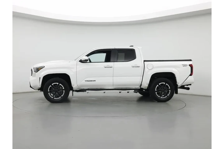 $39998 : Toyota Tacoma 2024 4x2 TRD S image 3