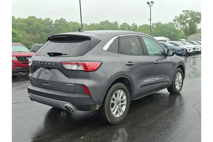 $21701 : Ford Escape 2022 AWD SE 4dr image 7