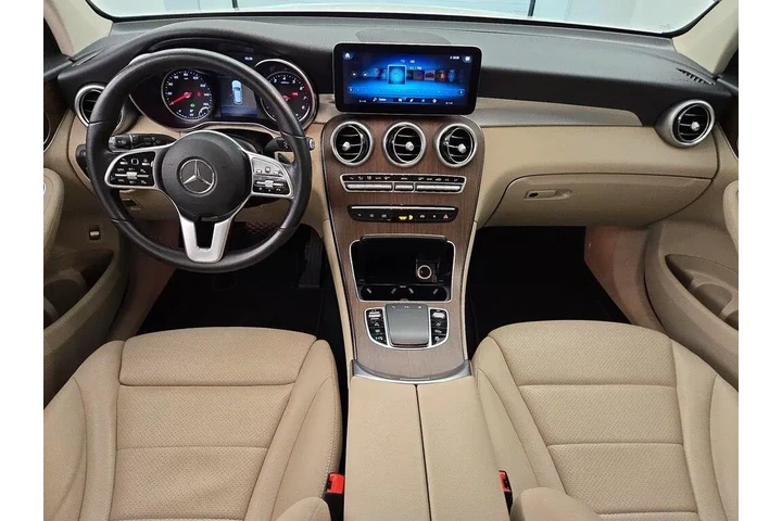 $23998 : Mercedes-Benz GLC 2021 GLC 3 image 9