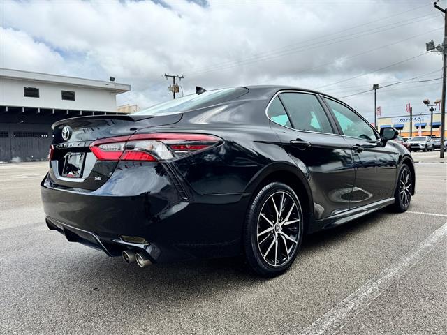 $2500 : TOYOTA CAMRY SE image 8