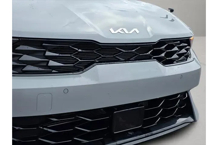 $28566 : Kia K5 2025 GT-Line 4dr Seda image 9