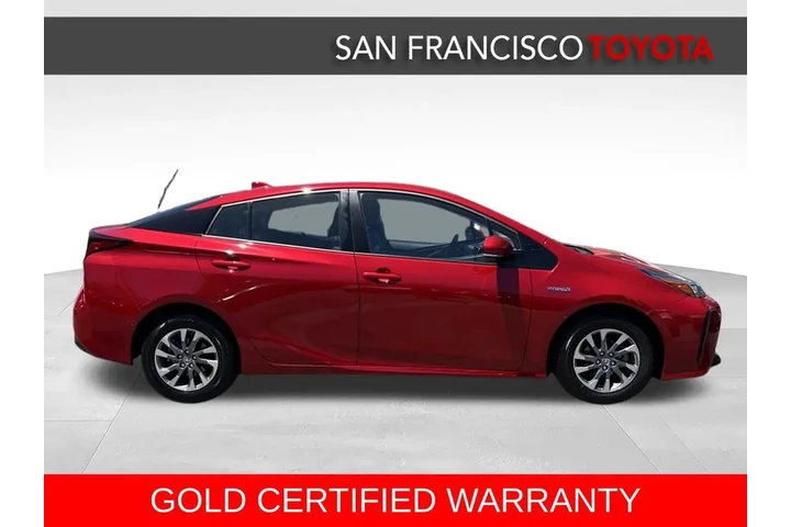 $26990 : Gold Certified 2020 Prius XLE image 6