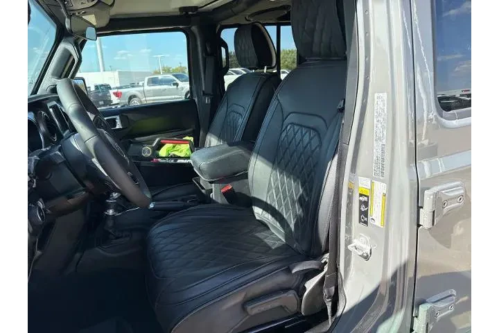 $37953 : Jeep Wrangler 2023 4x4 Sport image 8