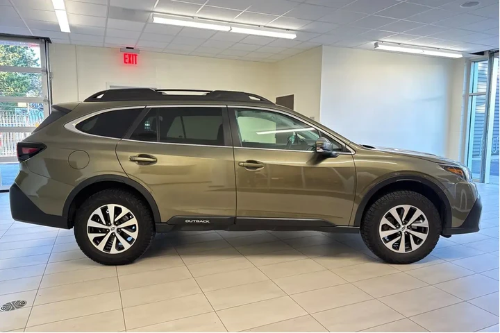 $25222 : Subaru Outback 2022 AWD Prem image 3