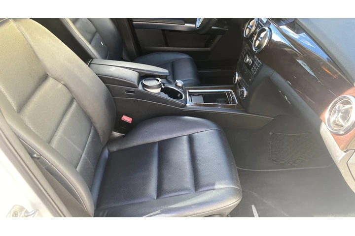 $8599 : 2013 MERCEDES GLK350 image 9