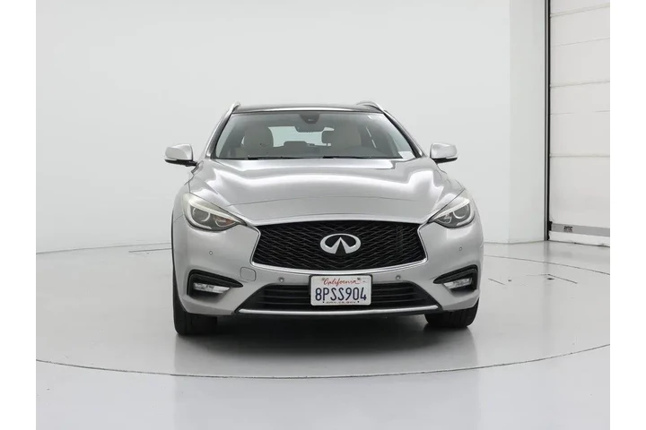 $13998 : INFINITI QX30 2017 Premium 4 image 5