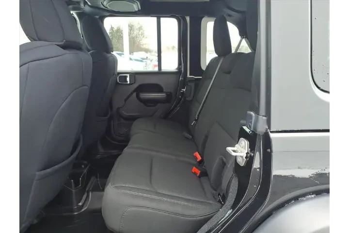 $20974 : Jeep Wrangler Unlimited 2018 image 9