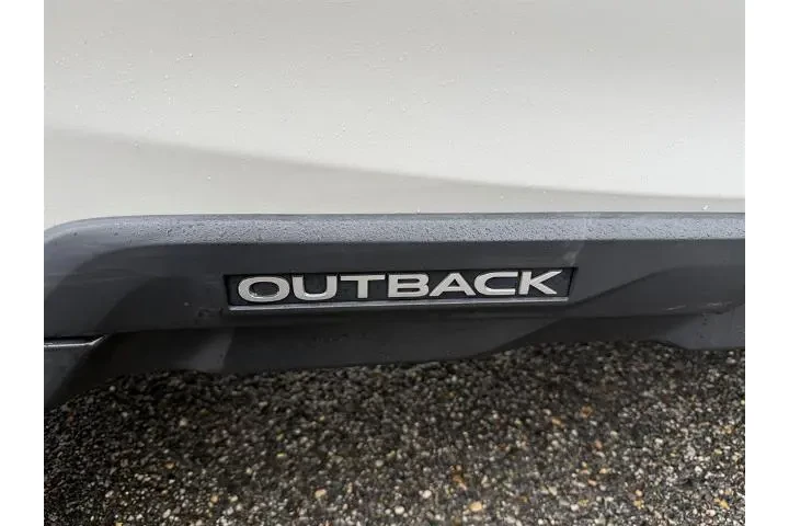 $26888 : Subaru Outback 2021 AWD Tour image 7