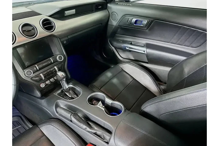 $17981 : Ford Mustang 2021 EcoBoost P image 10