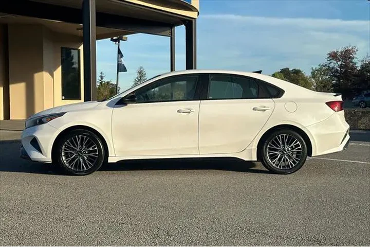 $19390 : Kia Forte 2023 GT-Line 4dr S image 7