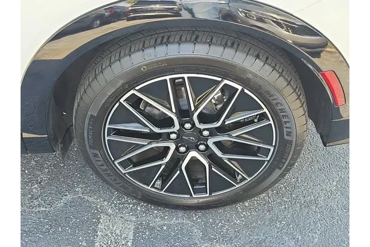 $31990 : Ford Mustang Mach-E 2024 Pre image 5