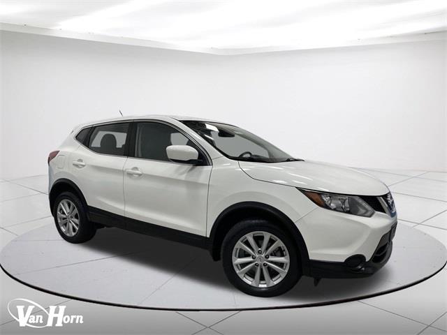 $15899 : Pre-Owned 2017 Rogue Sport S image 1