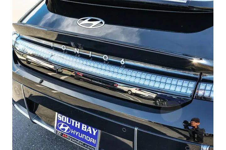 $23998 : Hyundai IONIQ 6 2023 SEL 4dr image 7