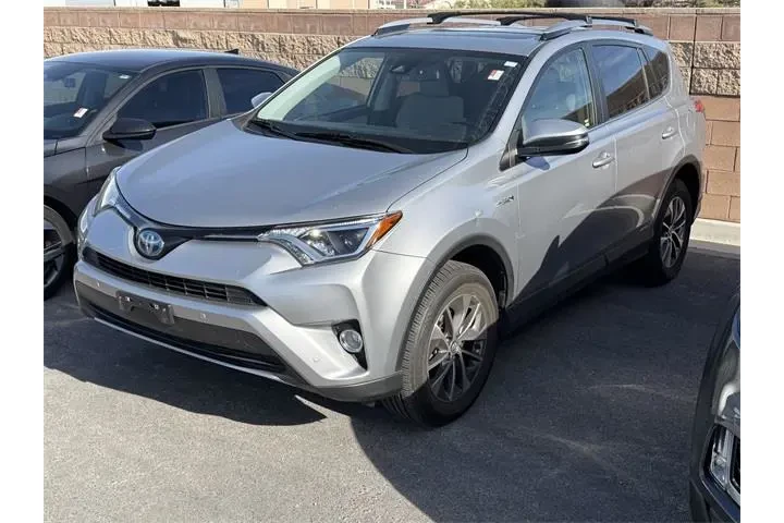 $23988 : Toyota RAV4 Hybrid 2017 AWD image 2