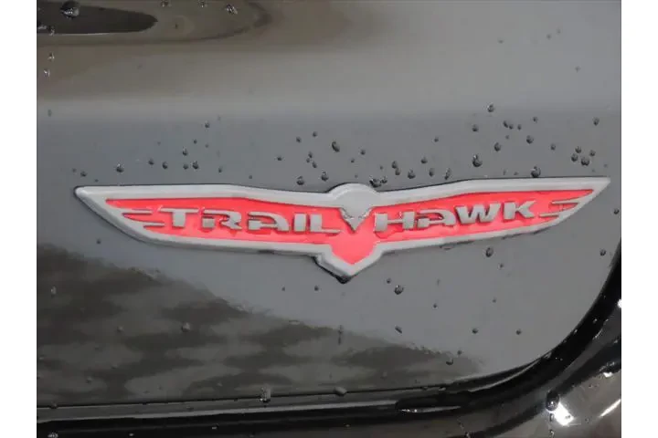 $22421 : Jeep Compass 2024 4x4 Trailh image 6