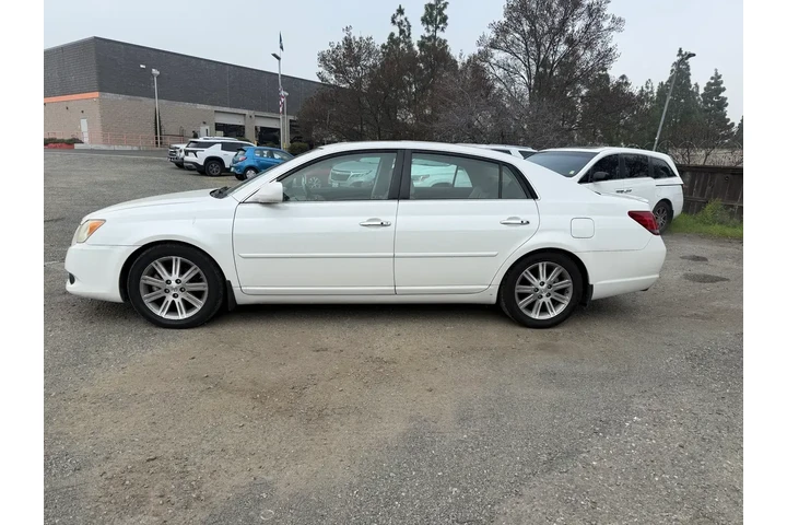 $9000 : Toyota Avalon 2008 Limited 4 image 2